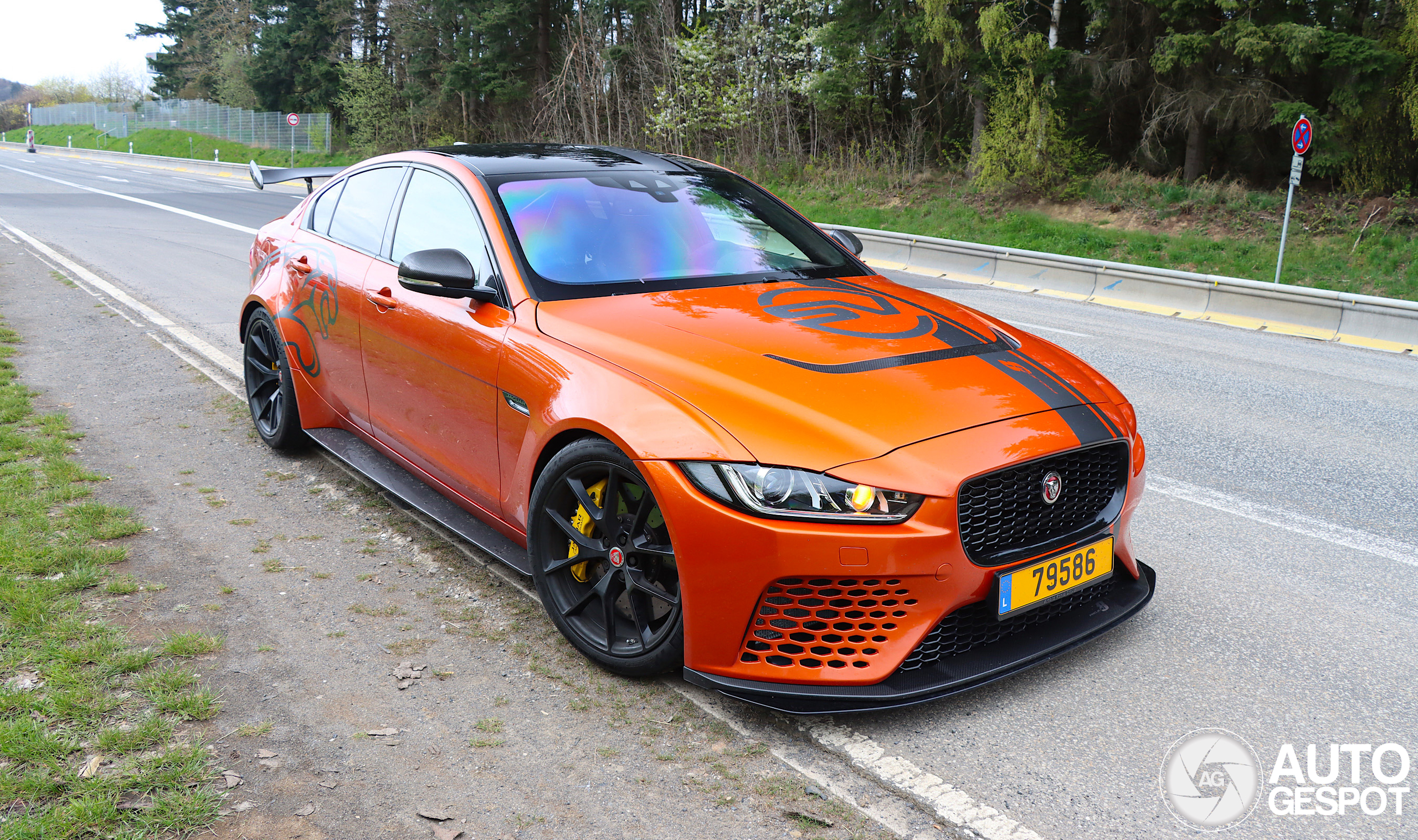 Jaguar XE SV Project 8