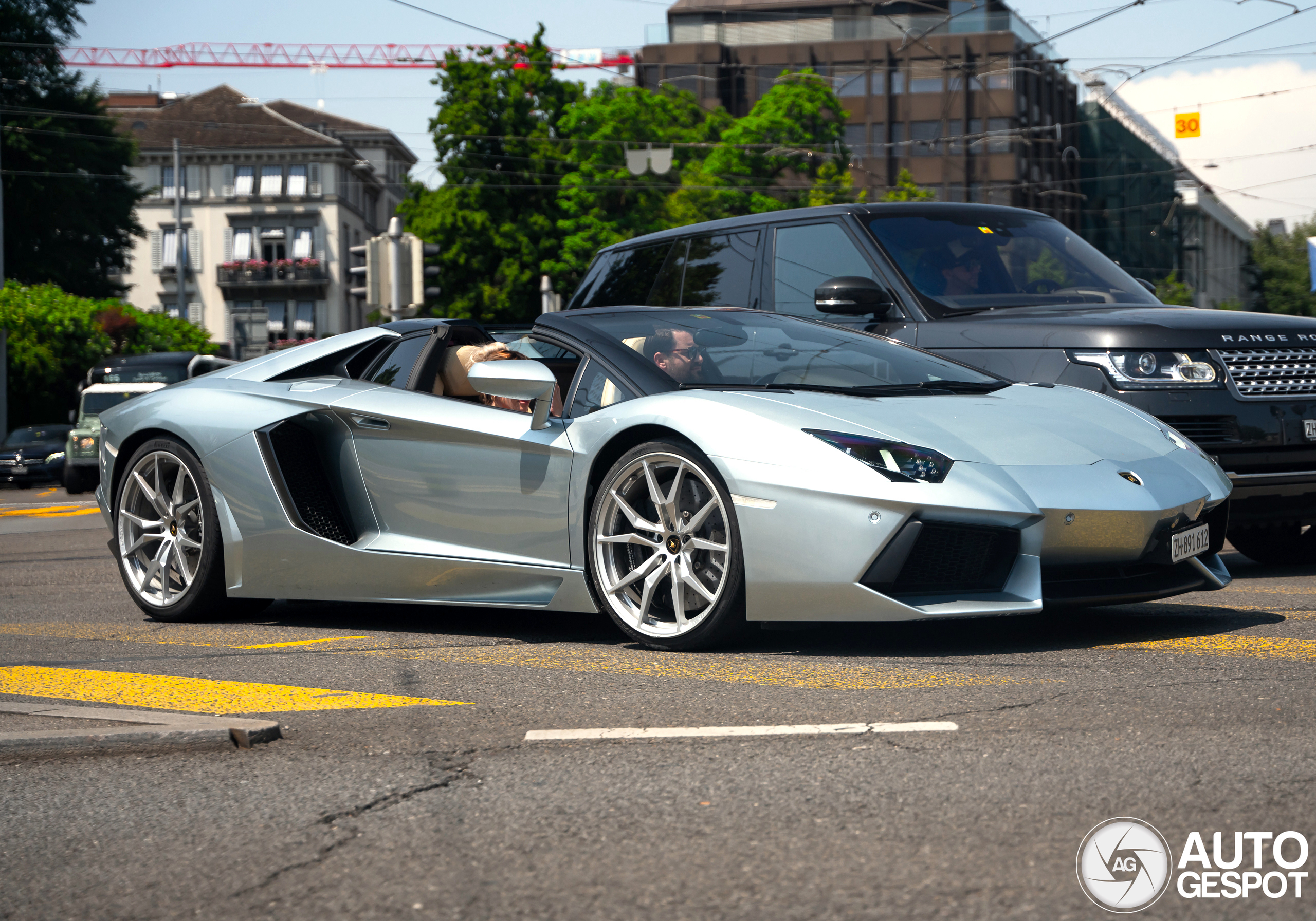 Lamborghini Aventador LP700-4 Roadster