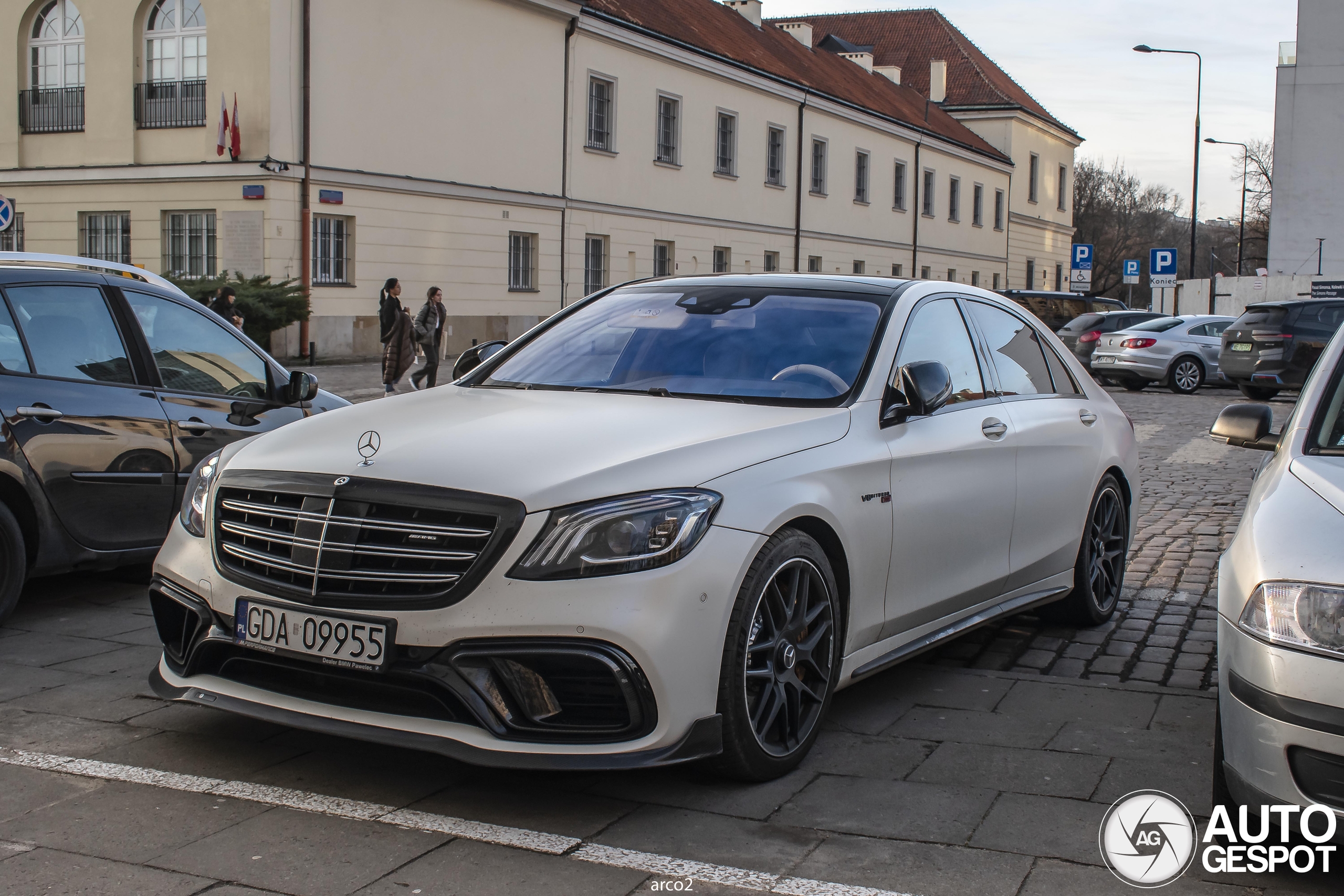 Mercedes-AMG Brabus S B40-700 V222 2017