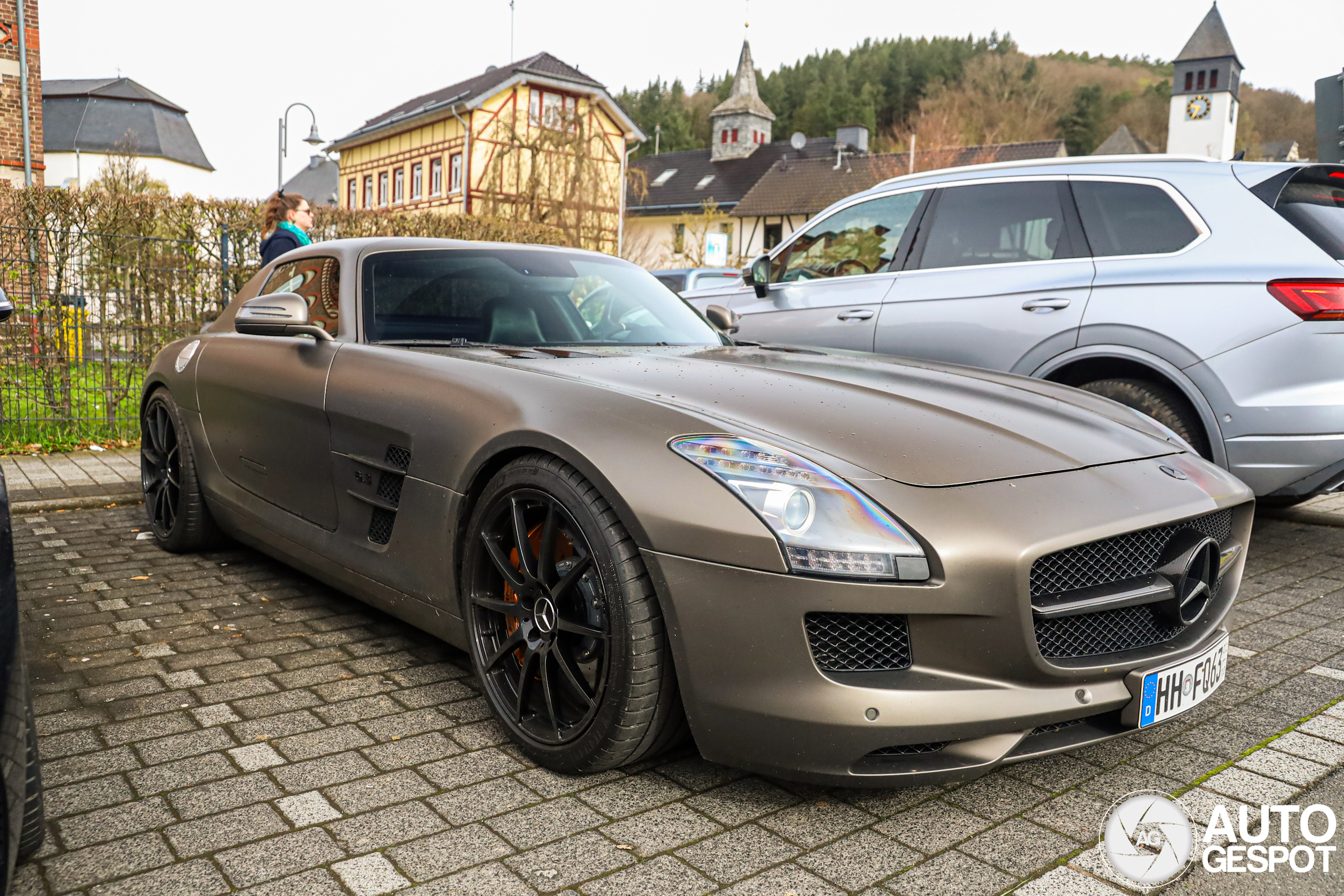 Mercedes-Benz SLS AMG