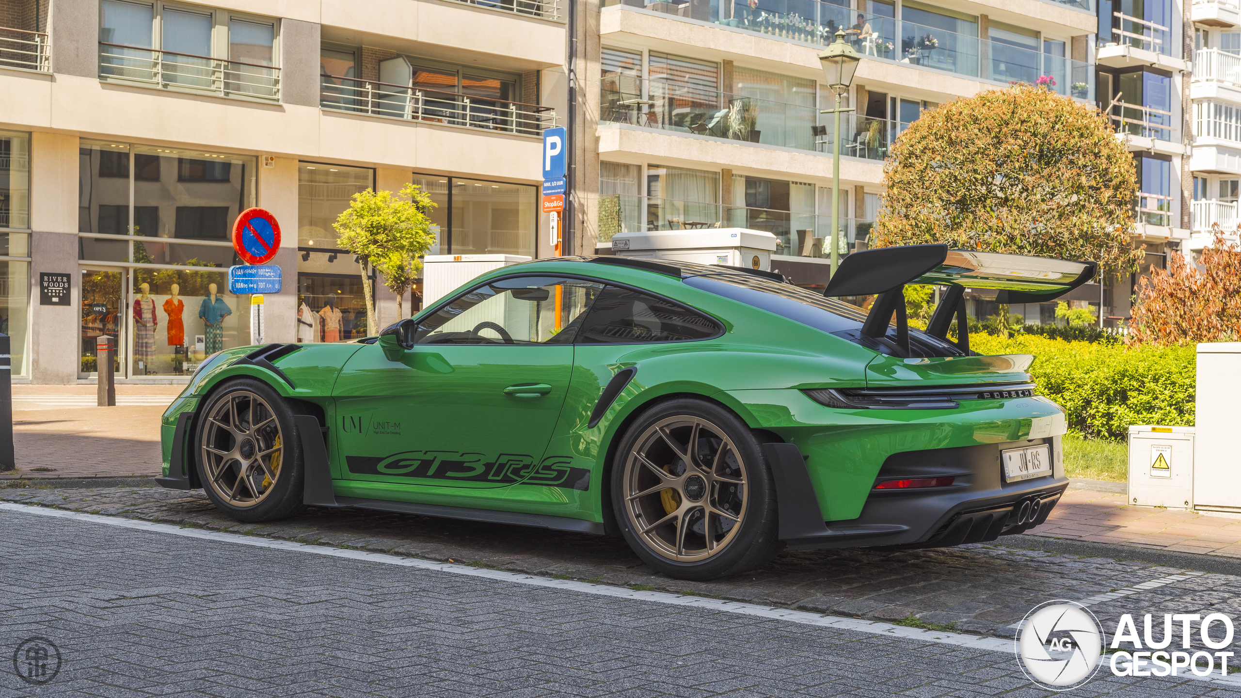 Porsche 992 GT3 RS Weissach Package