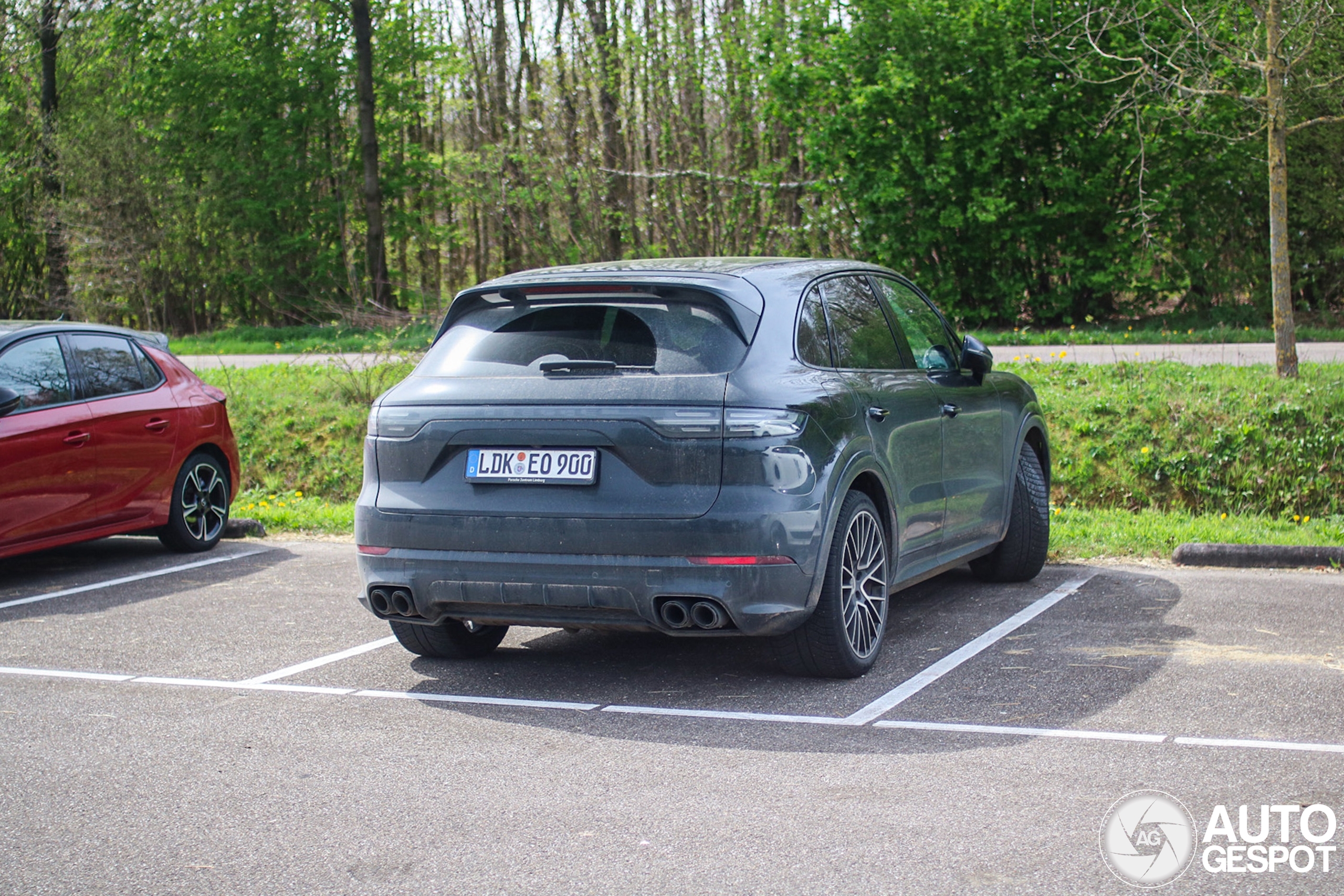 Porsche 9YA Cayenne GTS