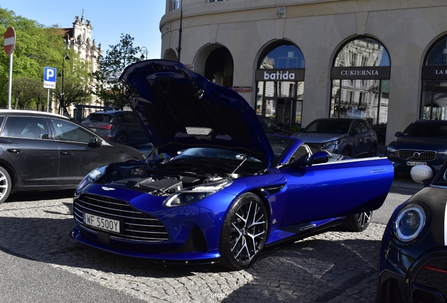 Aston Martin DB12 Volante