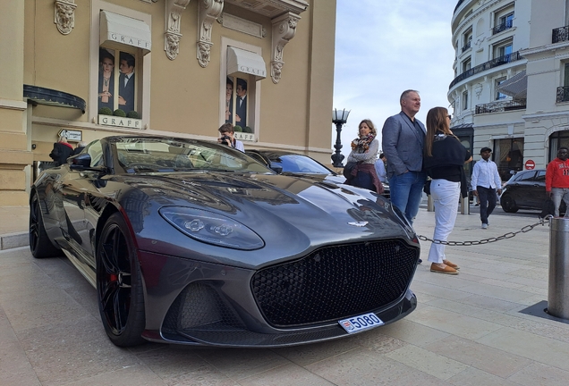 Aston Martin DBS Superleggera Volante