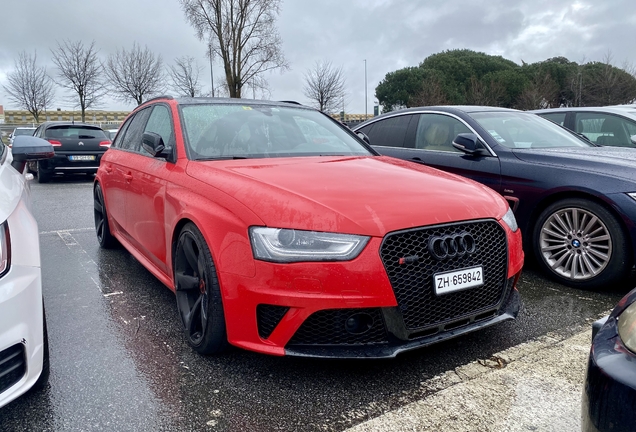 Audi RS4 Avant B8