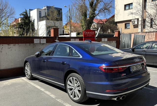 Audi S8 D5