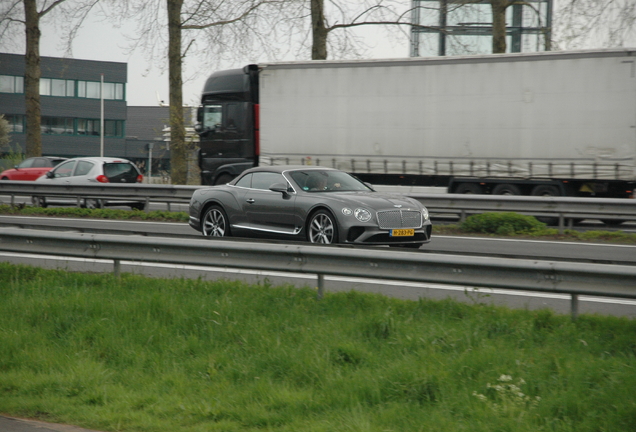 Bentley Continental GTC V8 2020