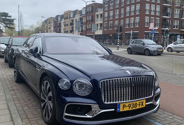 Bentley Flying Spur V8 2021