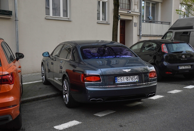 Bentley Flying Spur V8