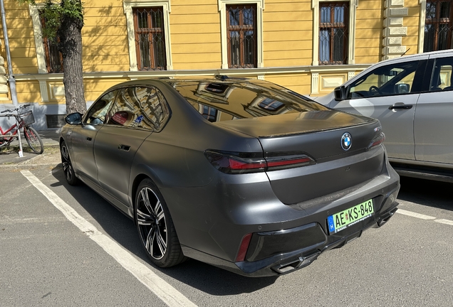 BMW M760e xDrive