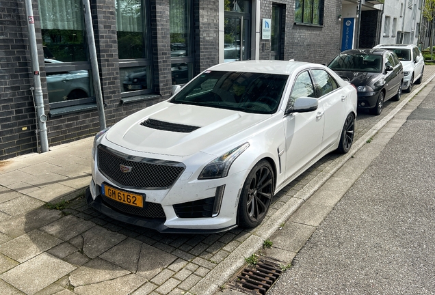 Cadillac CTS-V 2015