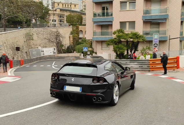 Ferrari GTC4Lusso