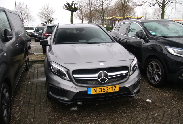 Mercedes-AMG GLA 45 X156