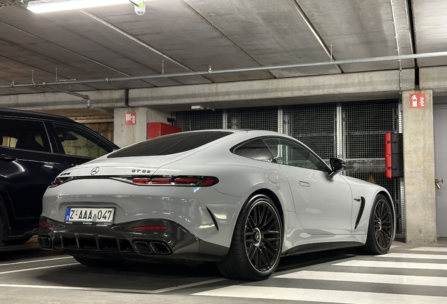 Mercedes-AMG GT 63 C192