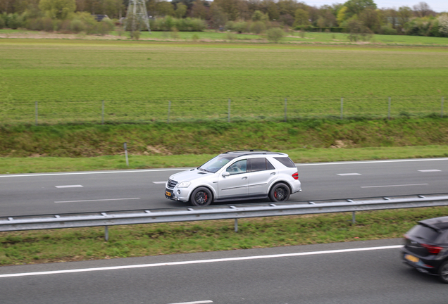 Mercedes-Benz ML 63 AMG W164