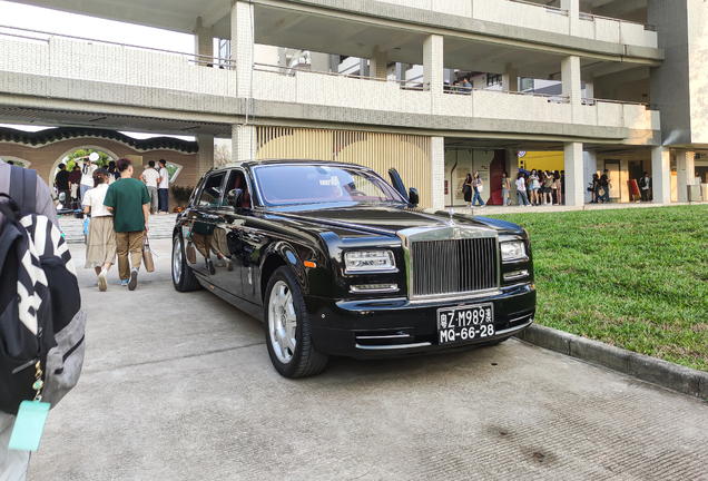 Rolls-Royce Phantom EWB Series II