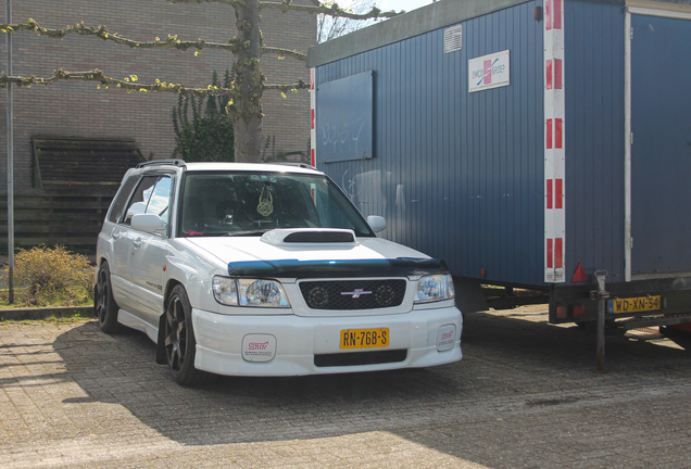 Subaru Forester SF5 S/tb STI