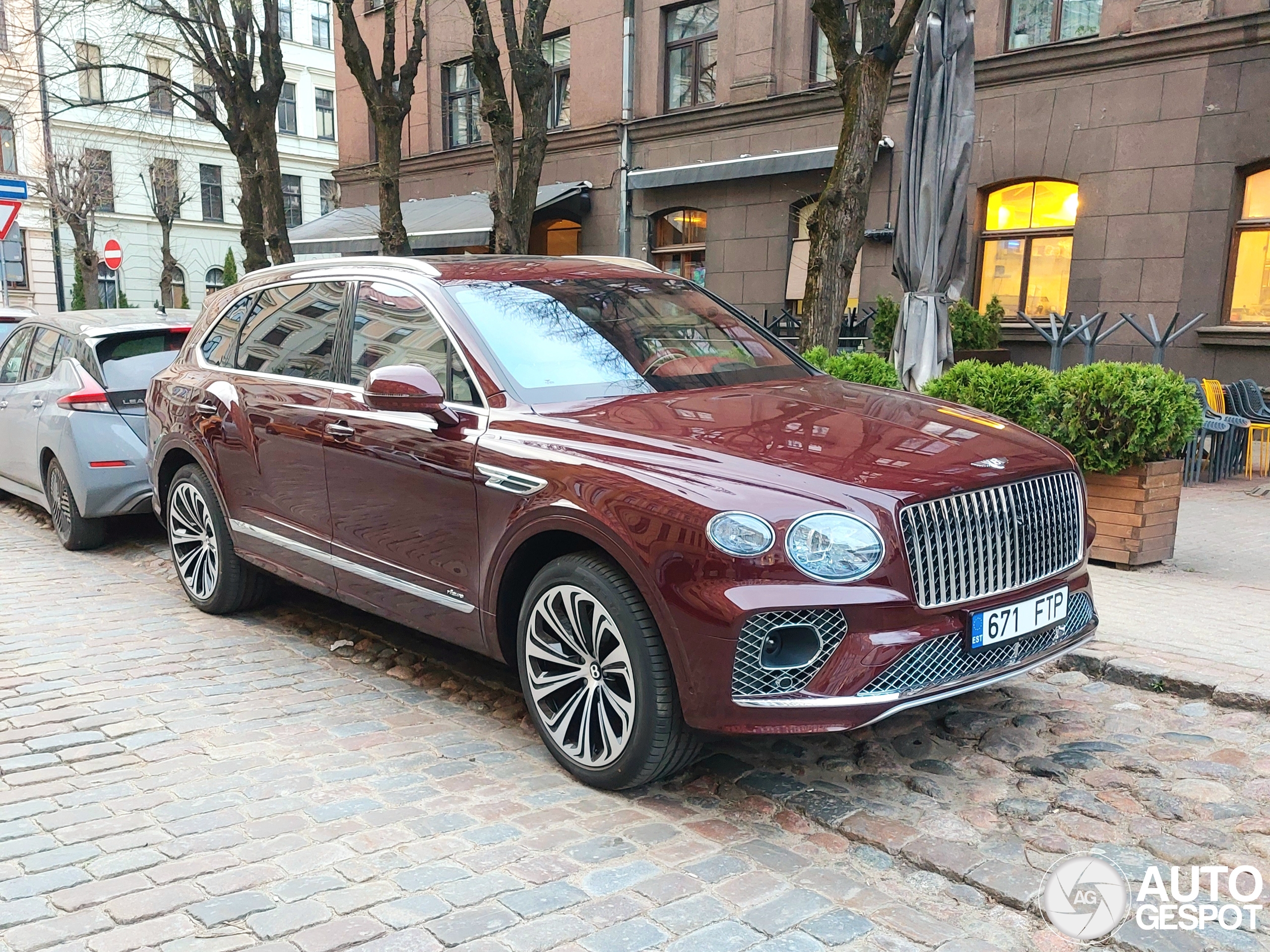 Bentley Bentayga Azure EWB First Edition