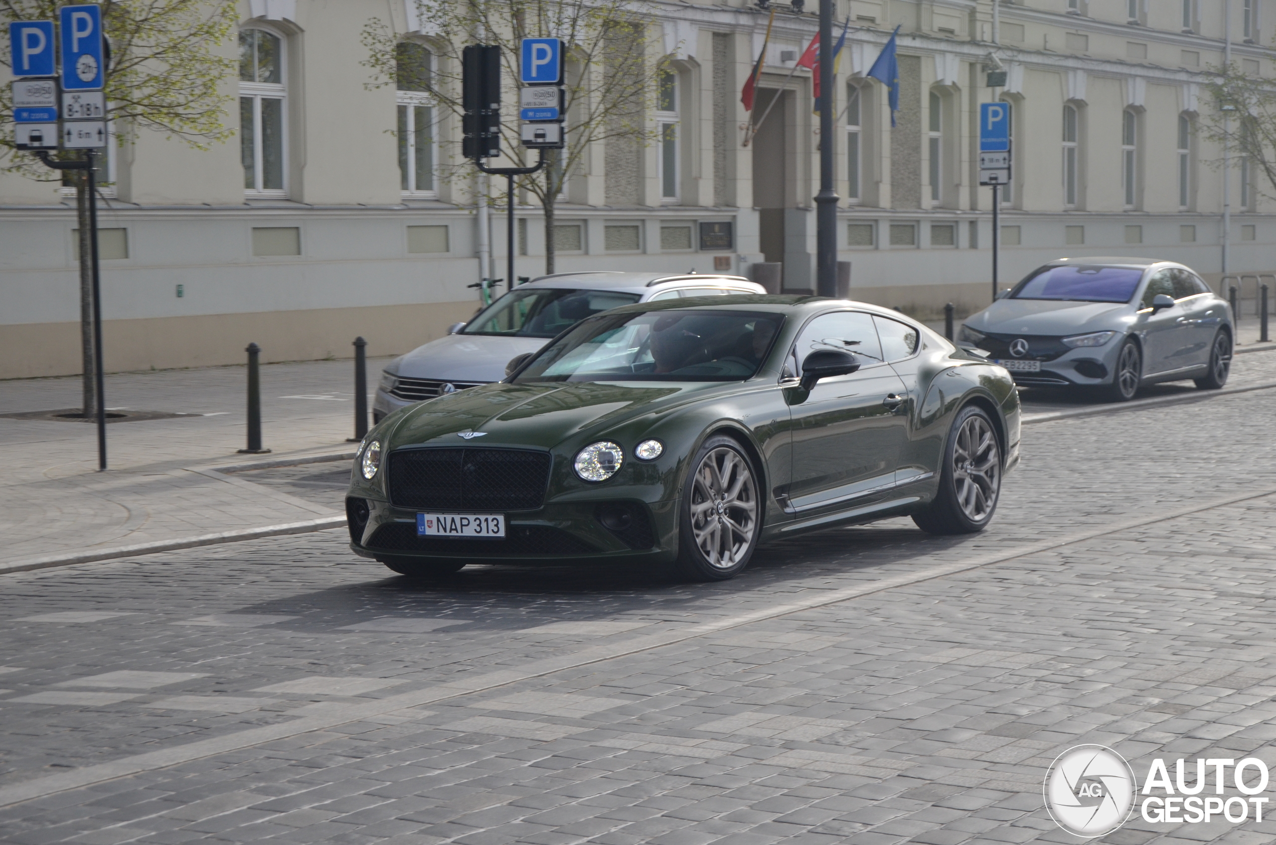 Bentley Continental GT V8 S 2023