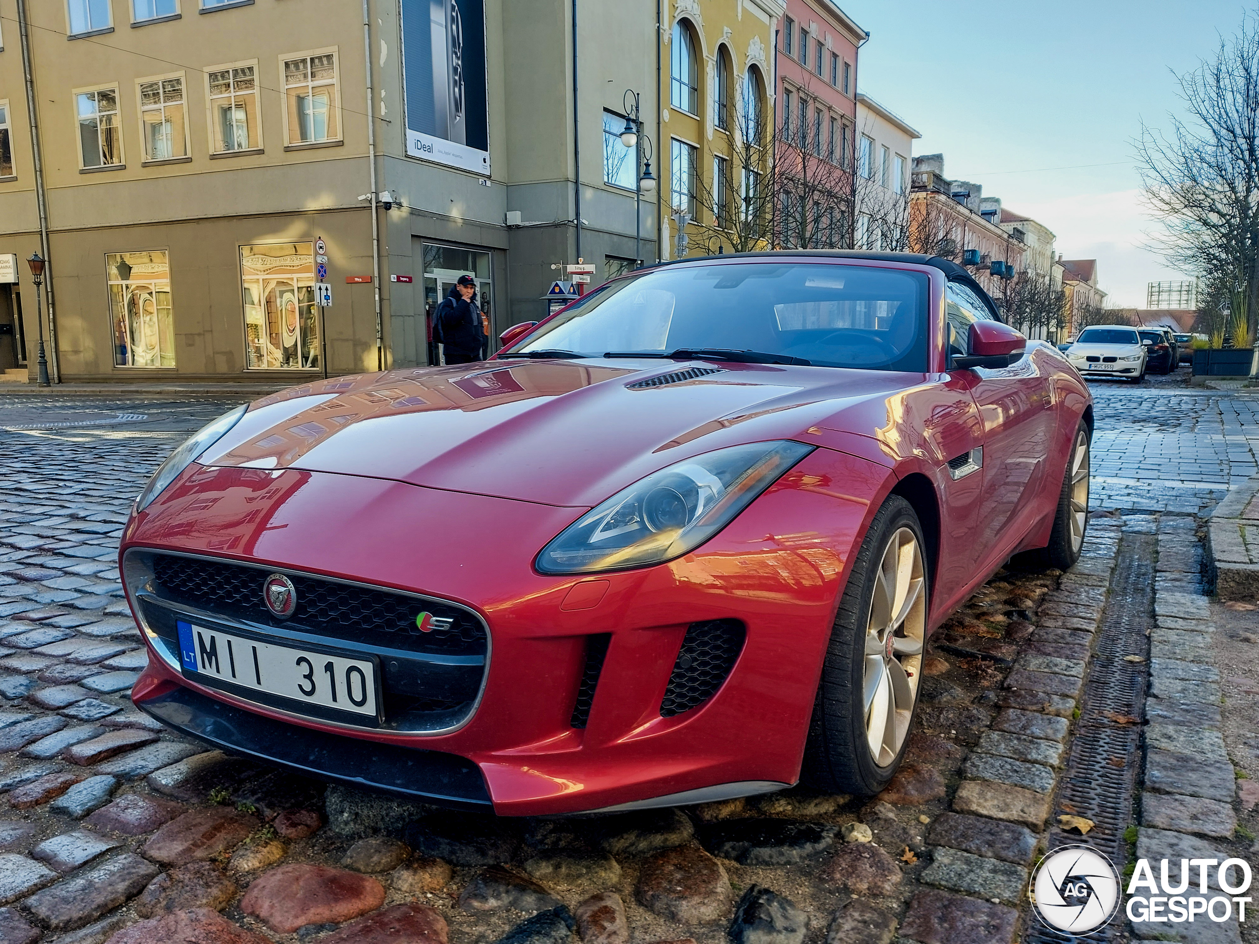 Jaguar F-TYPE S Convertible