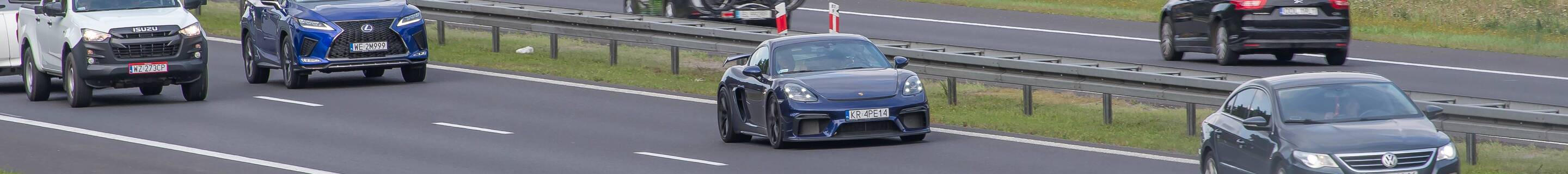 Porsche 718 Cayman GT4