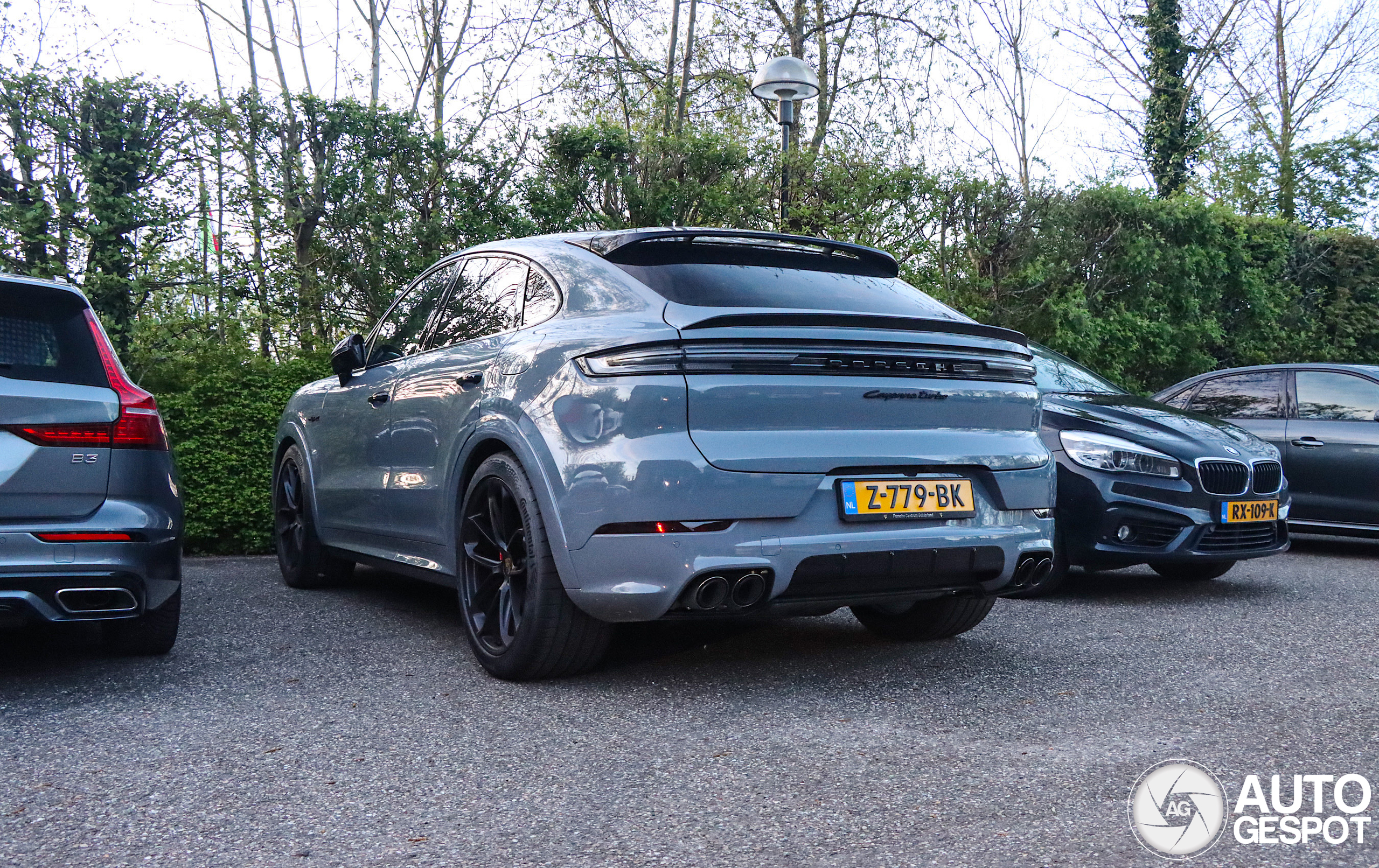 Porsche Cayenne Coupé Turbo E-Hybrid