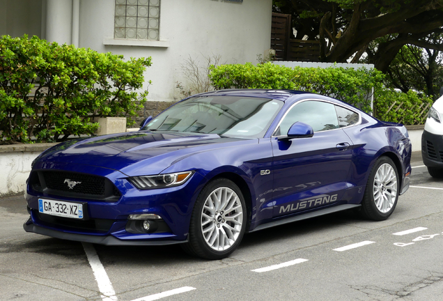 Ford Mustang GT 2015