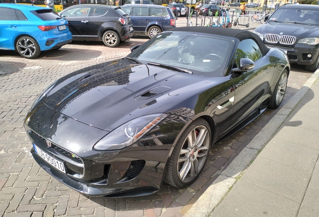 Jaguar F-TYPE R AWD Convertible