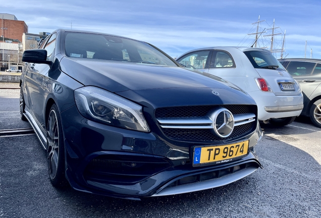 Mercedes-AMG A 45 W176 2015