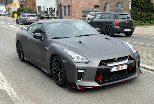 Nissan GT-R 2017