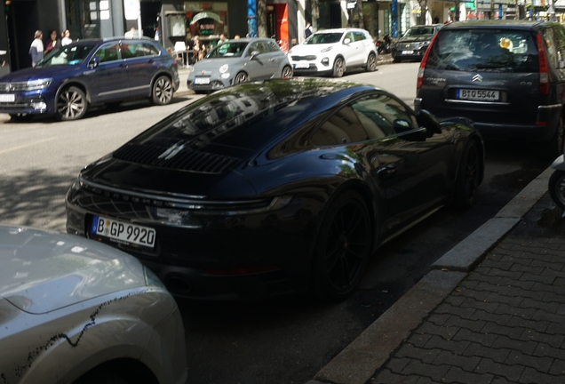 Porsche 992 Carrera GTS