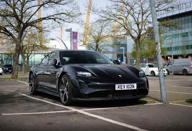 Porsche Taycan Turbo S