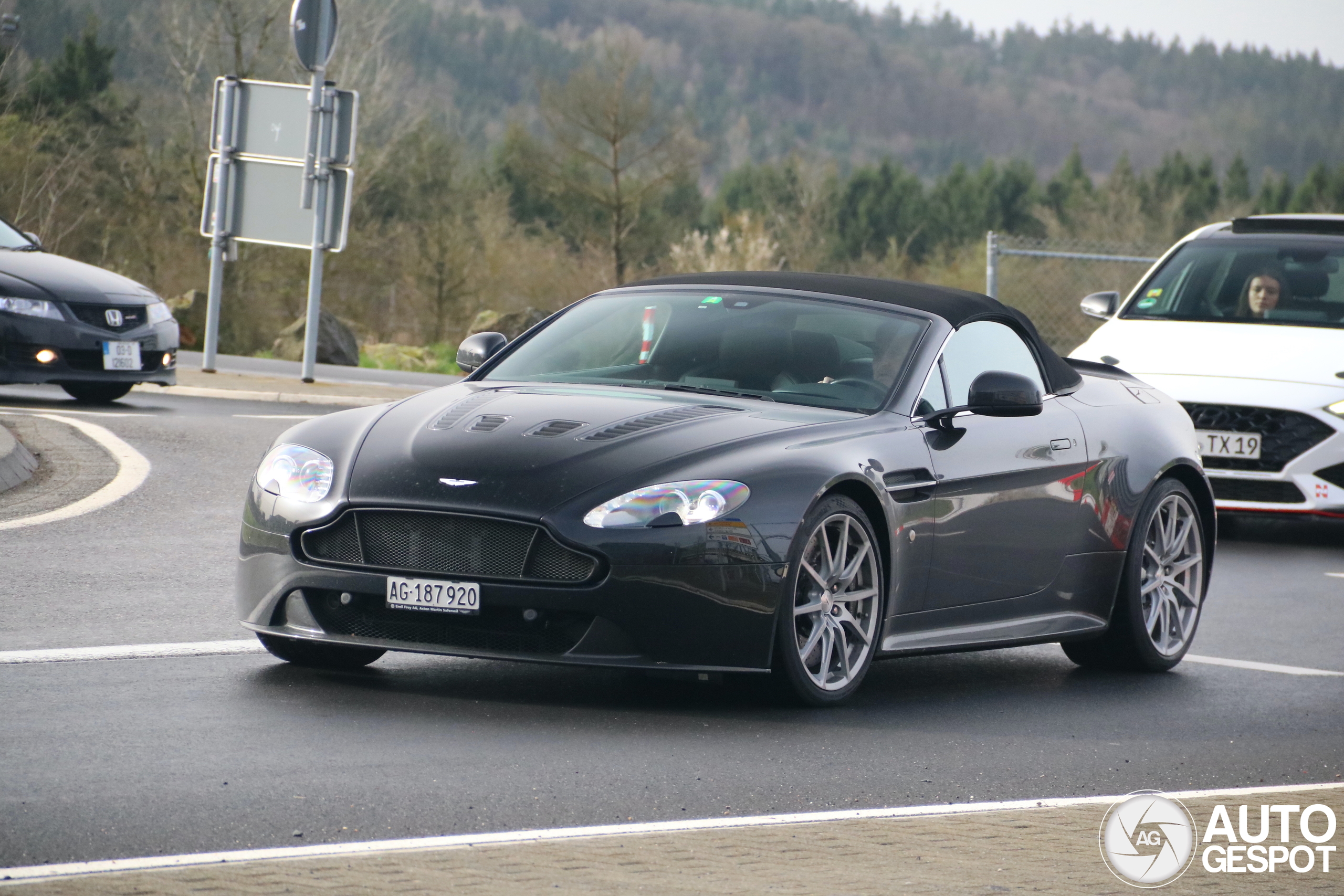 Aston Martin V12 Vantage S Roadster