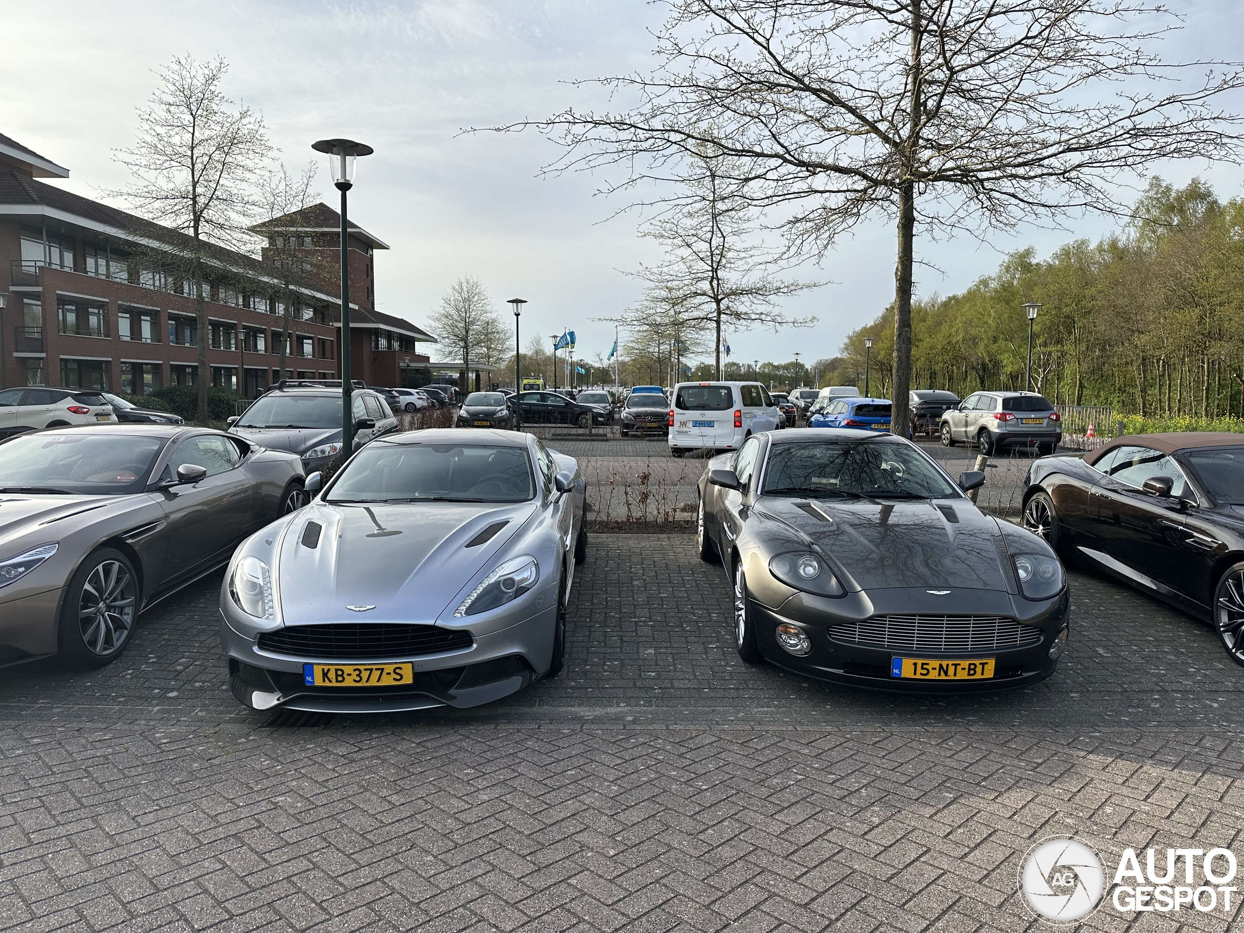 Aston Martin Vanquish 2014 Centenary Edition