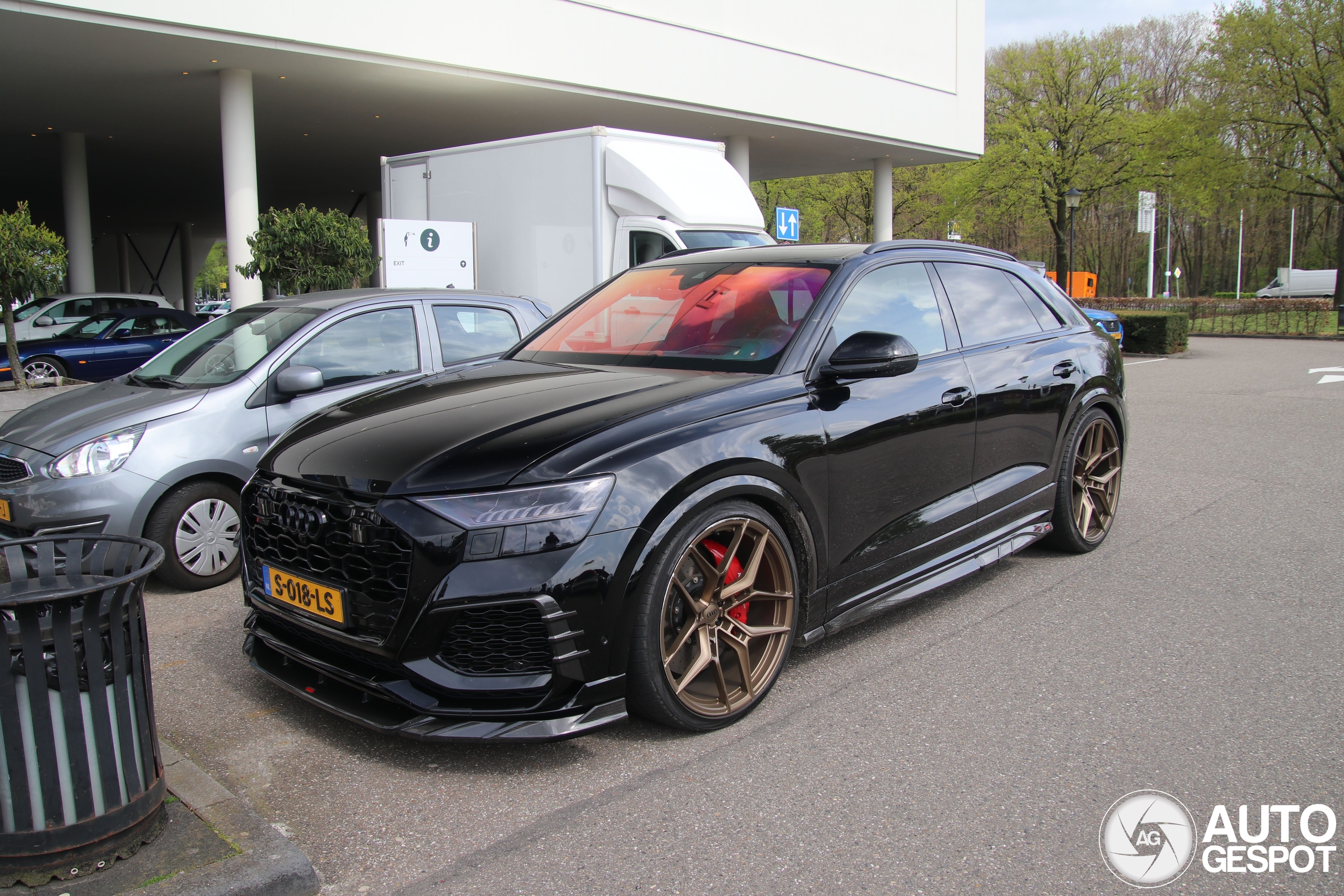 Audi RS Q8 Urban