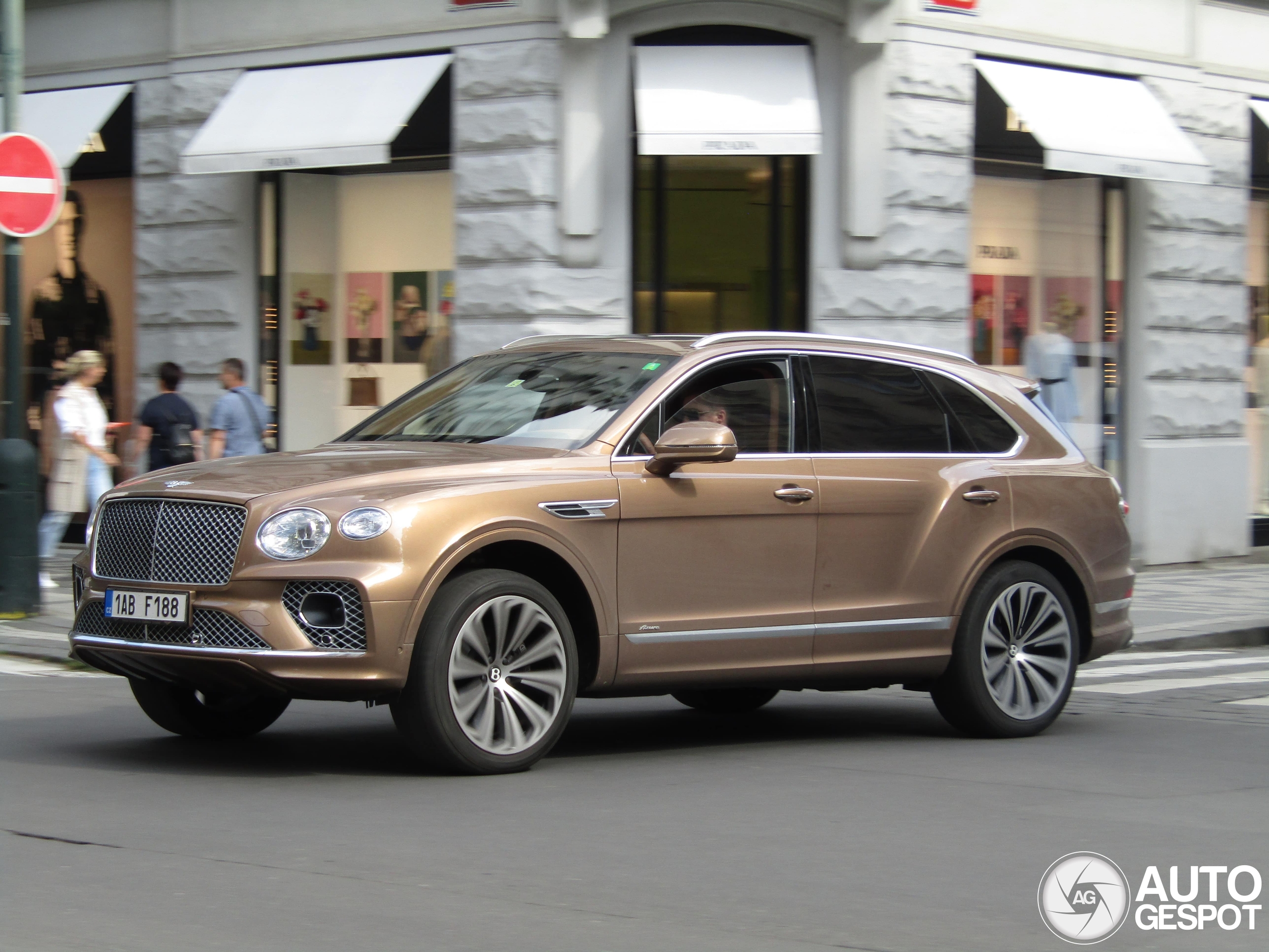 Bentley Bentayga Azure