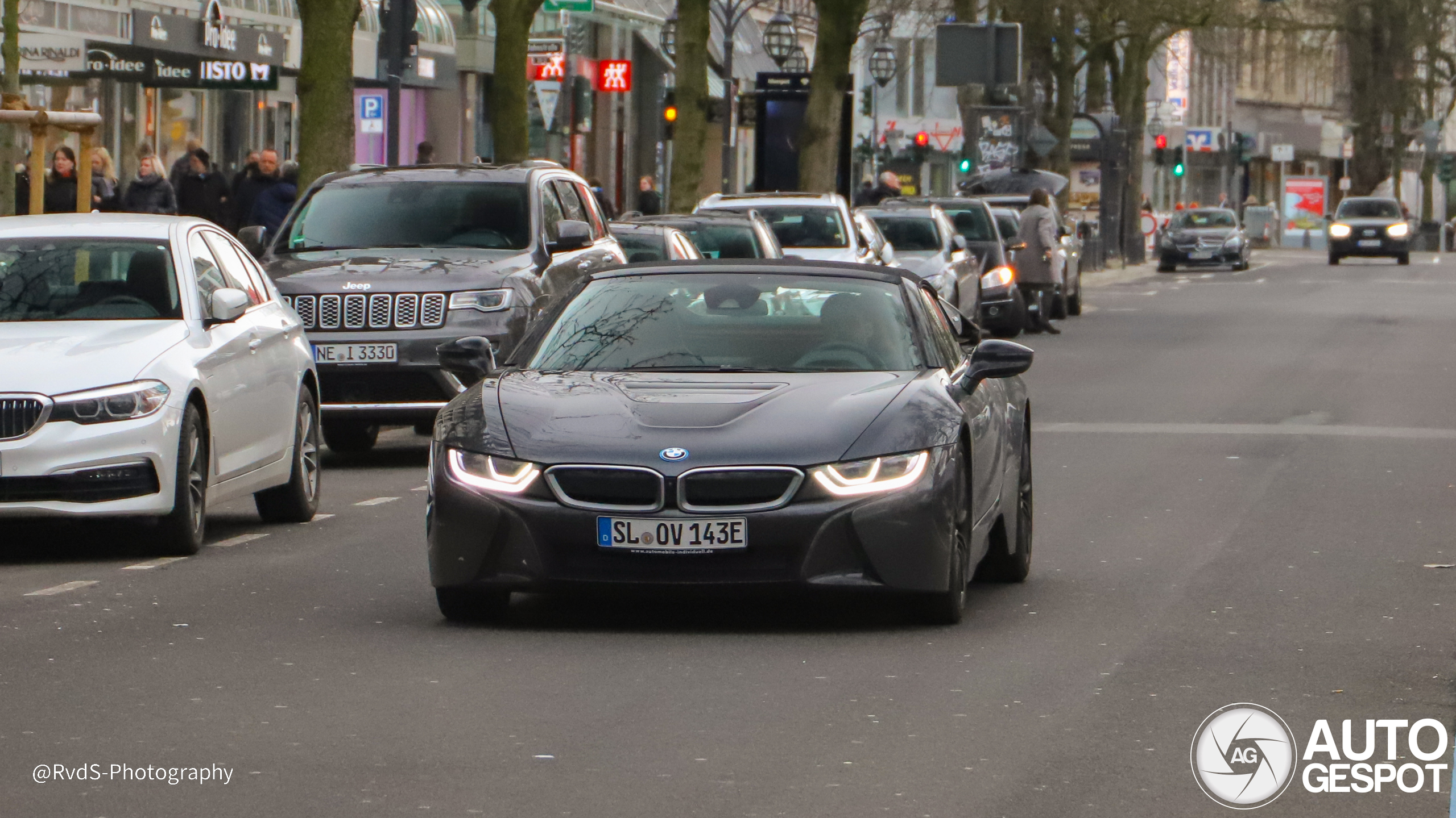 BMW i8 Roadster