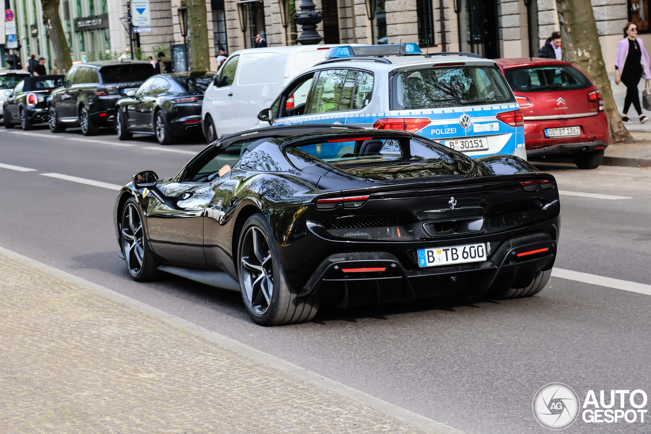 Ferrari 296 GTS