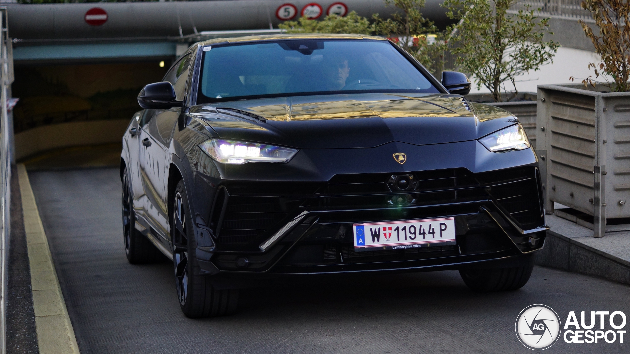 Lamborghini Urus S