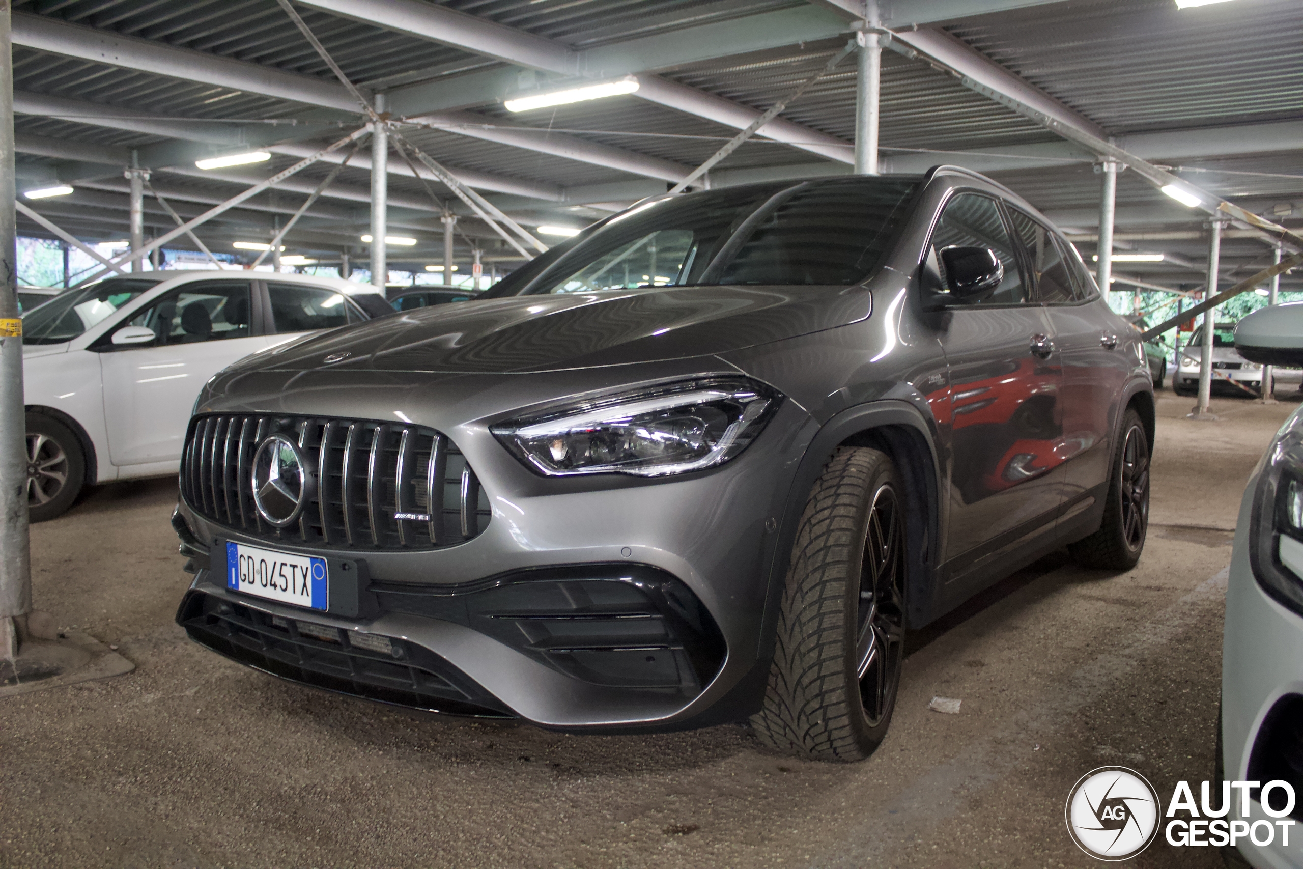 Mercedes-AMG GLA 45 4MATIC+ H247