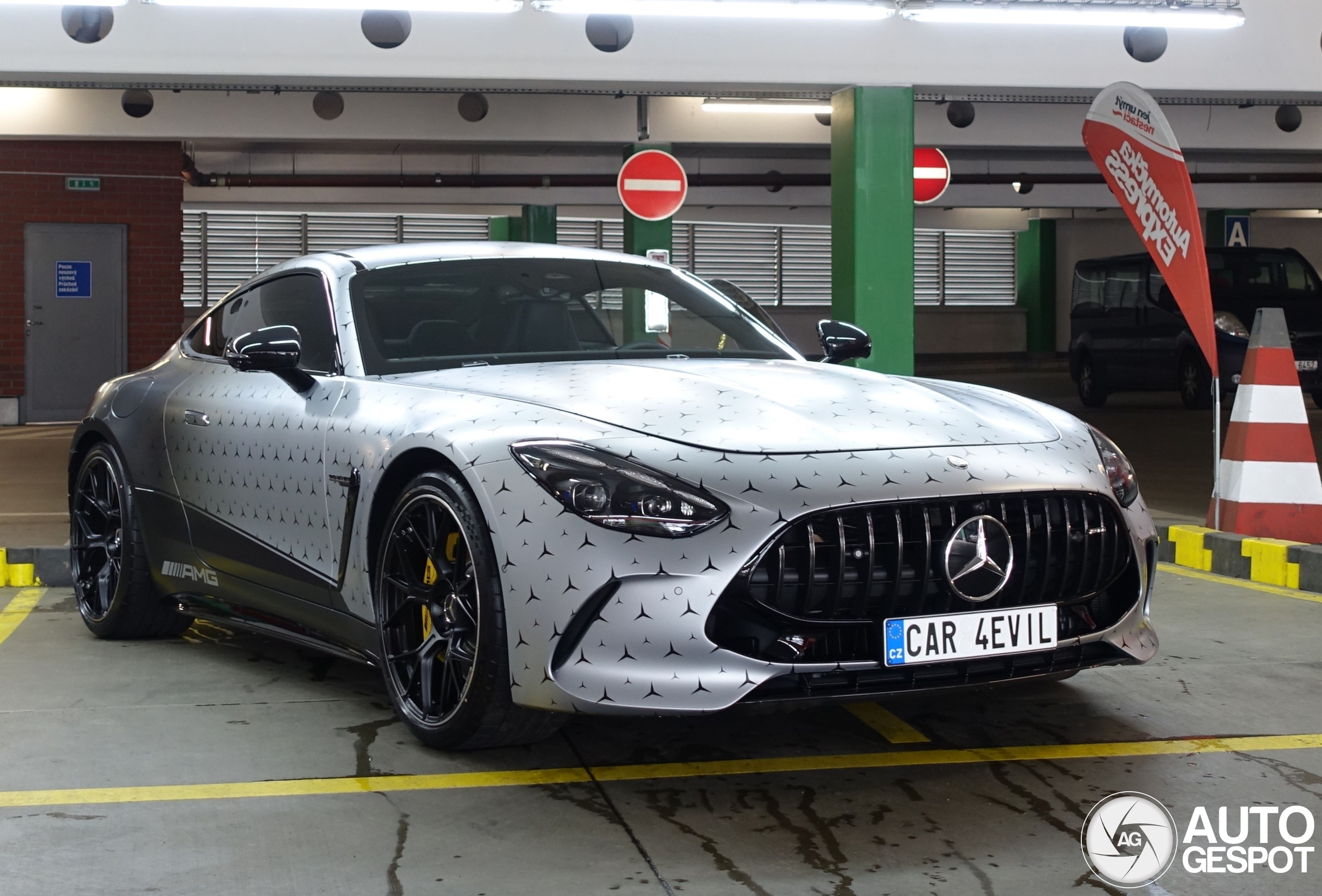 Mercedes-AMG GT 63 C192