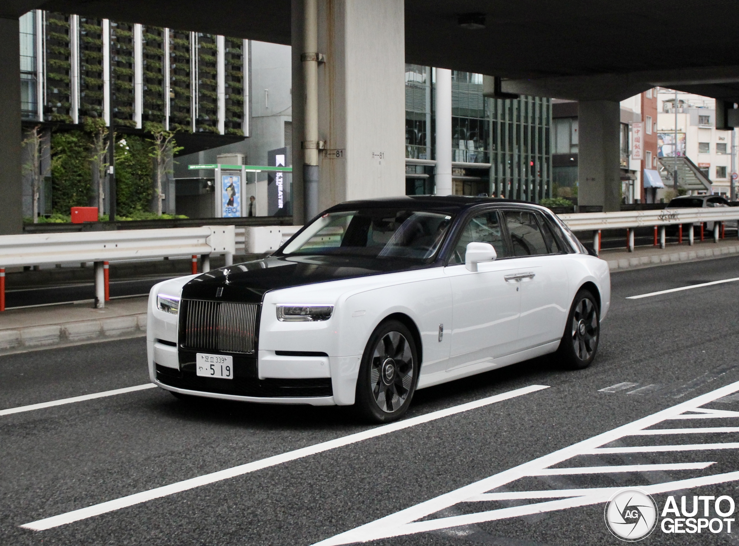 Rolls-Royce Phantom VIII Series II