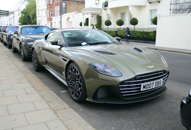 Aston Martin DBS Superleggera OHMSS Edition