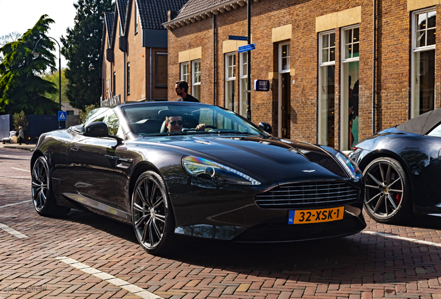 Aston Martin Virage Volante 2011