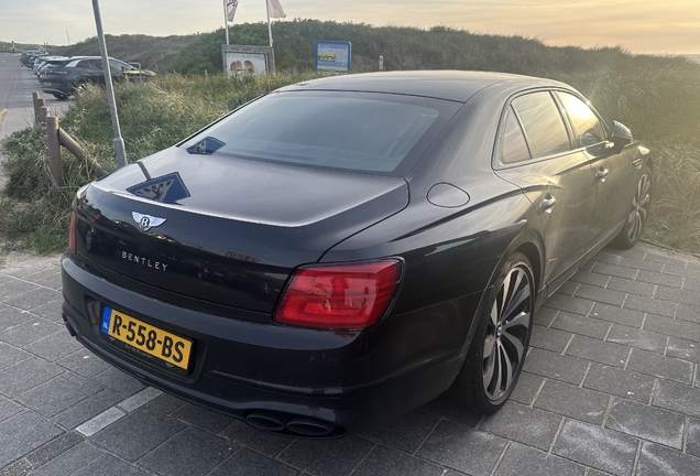 Bentley Flying Spur Hybrid