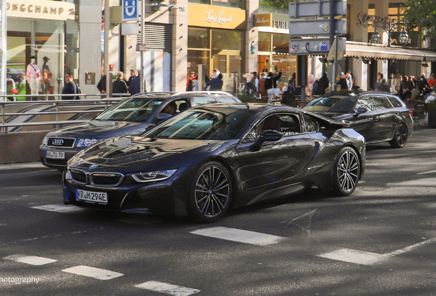 BMW i8 2018