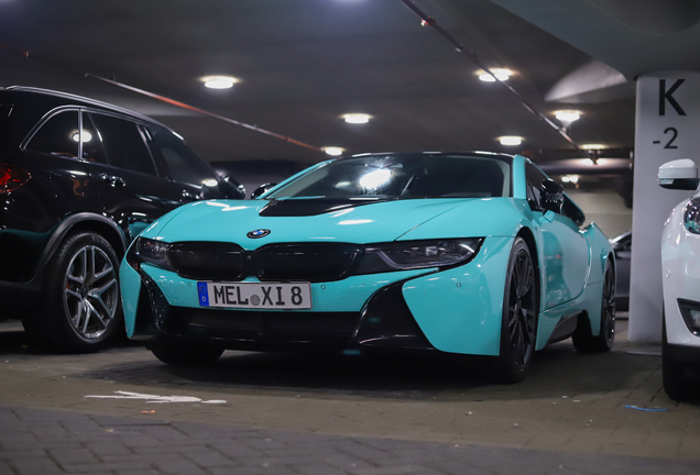 BMW i8