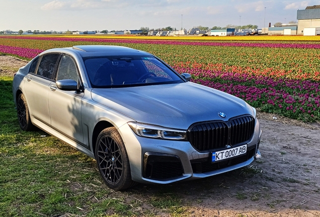 BMW M760Li xDrive 2019