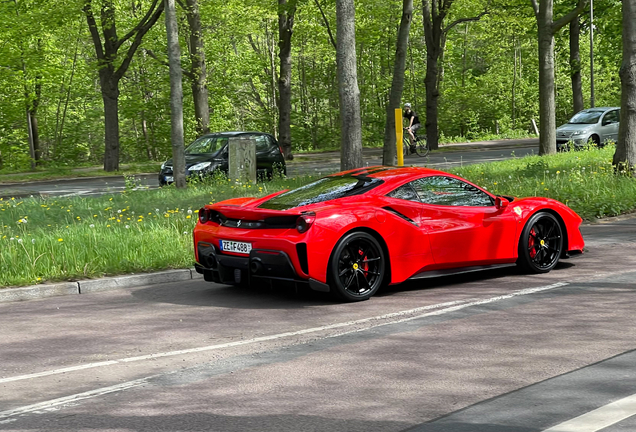 Ferrari 488 Pista