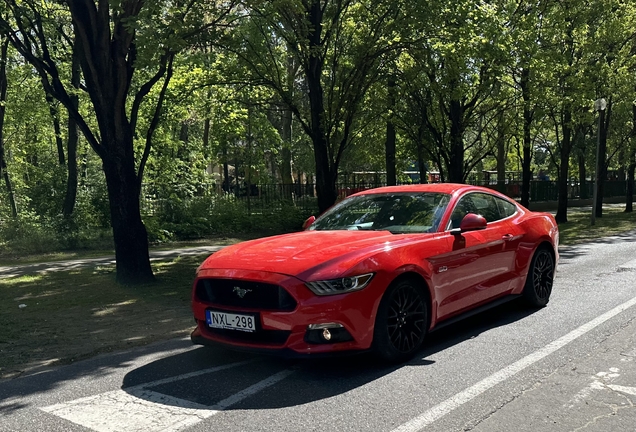 Ford Mustang GT 2015